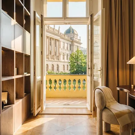 Turnkey I Grand 5-bedroom With Balcony Near Wenceslas Square